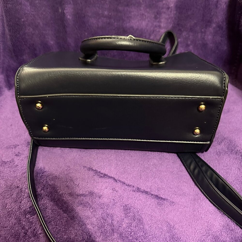 Purse - Picture 6 of 8